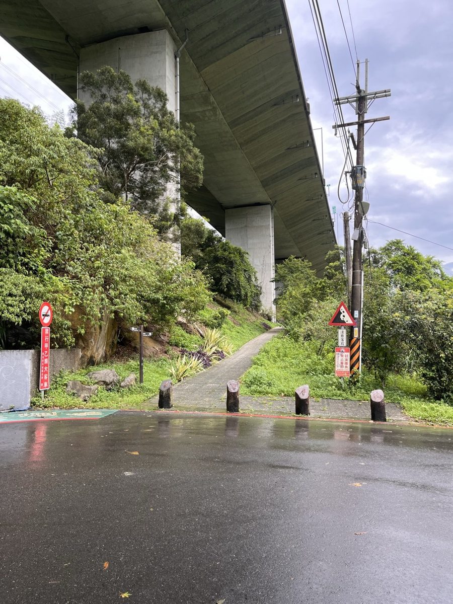 國道 5 號高架橋下路段（2026-07-12）